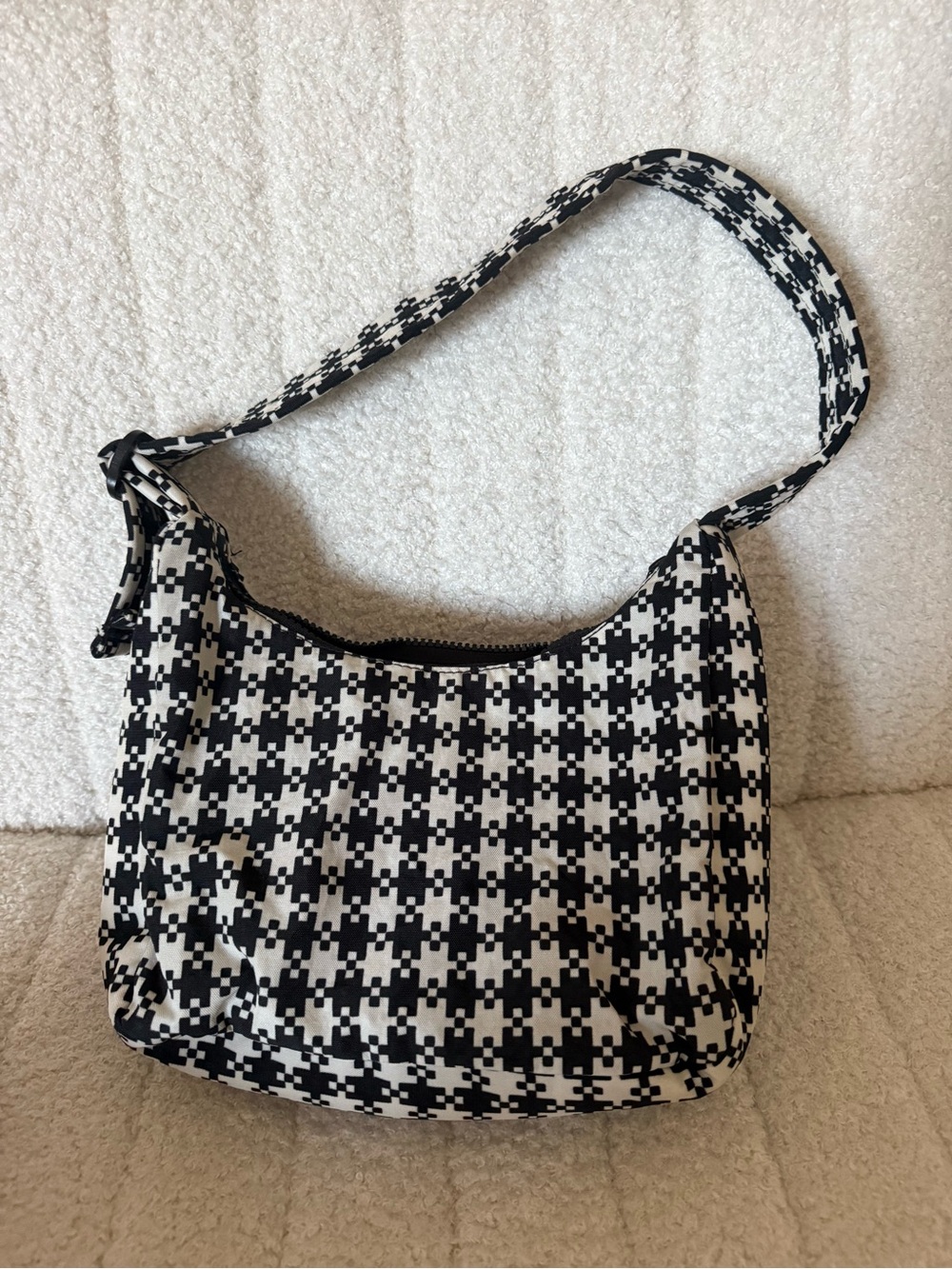 BAGGU Black and White Check Mini Shoulder Bag - Picture 2 of 4